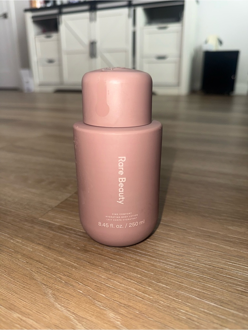 Rare Beauty Hydrating Body Lotion - Find Comfort